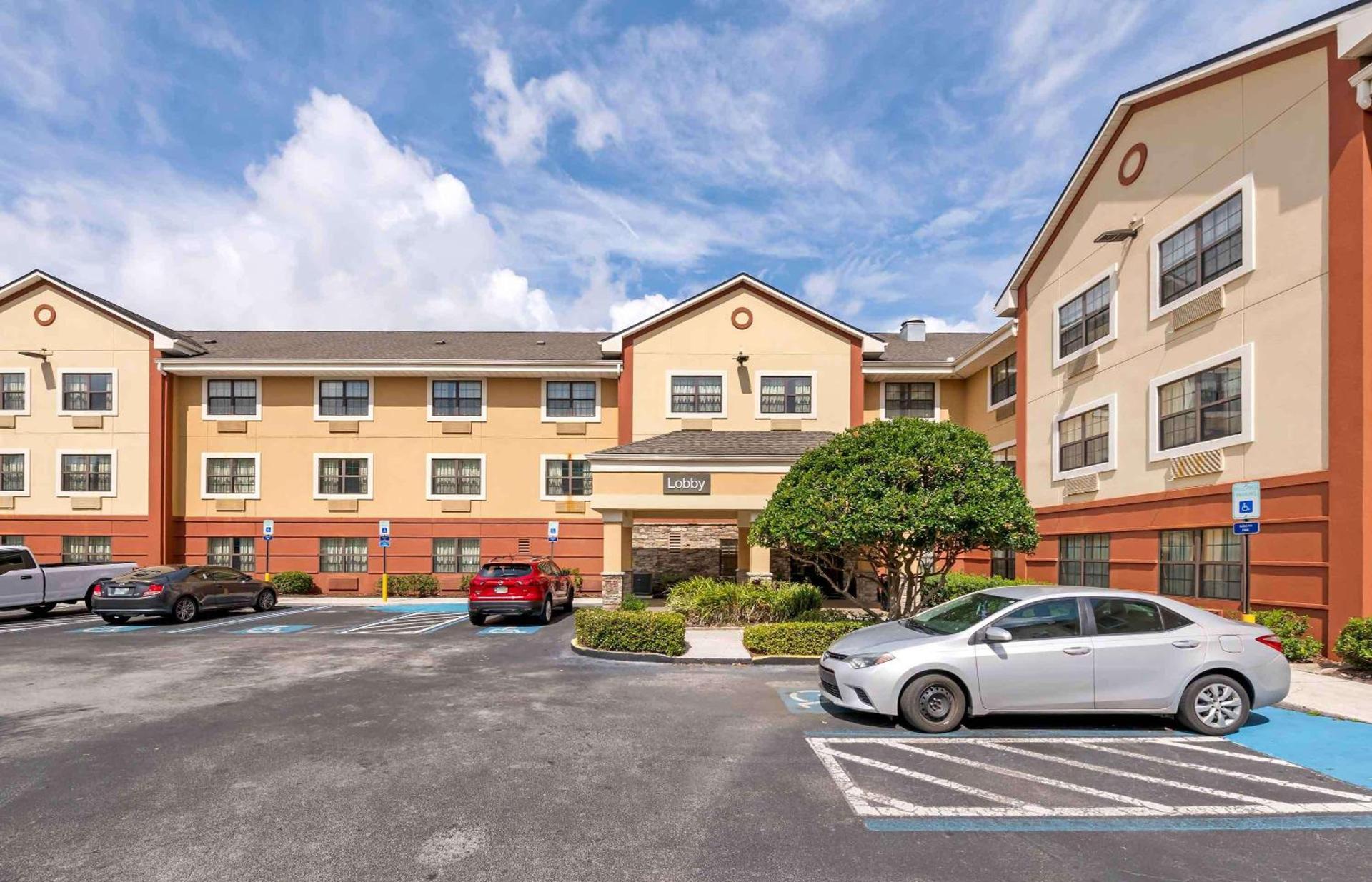 Extended Stay America Select Suites - Jacksonville - Lenoir Avenue East photo 2