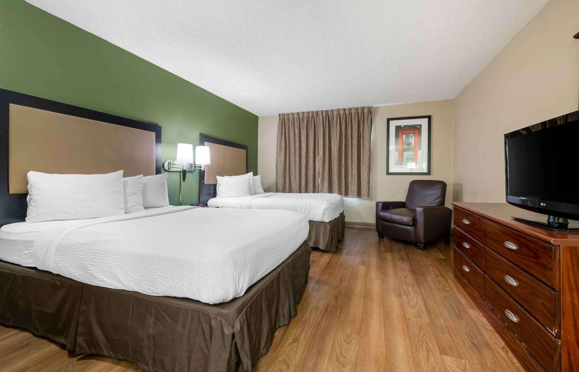 Extended Stay America Select Suites - Jacksonville - Lenoir Avenue East photo 18