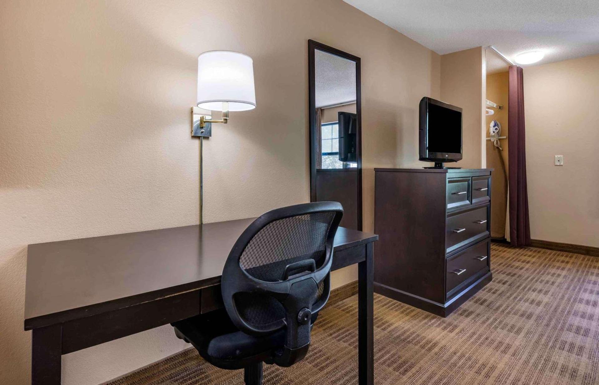 Extended Stay America Suites - Jacksonville - Riverwalk - Convention Center photo 11