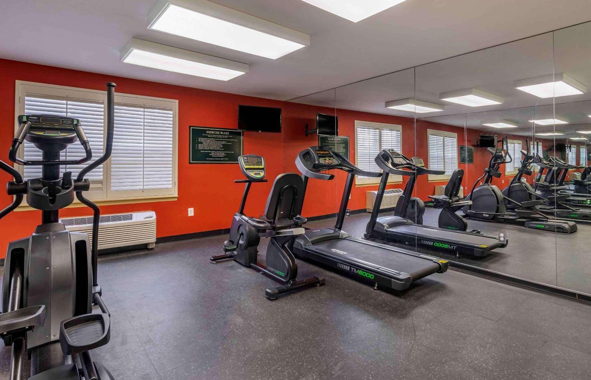 Extended Stay America Suites - Tampa - Airport - N Westshore Blvd photo 35