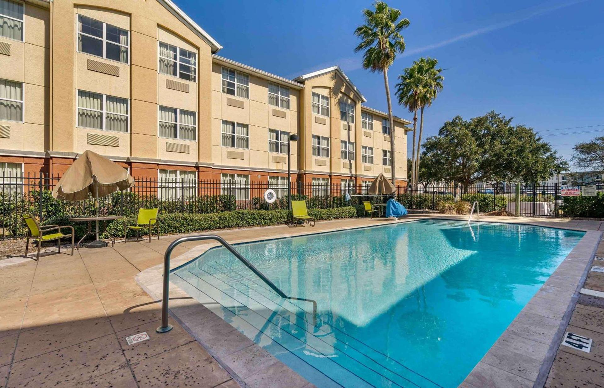 Extended Stay America Suites - Tampa - Airport - N Westshore Blvd photo 37