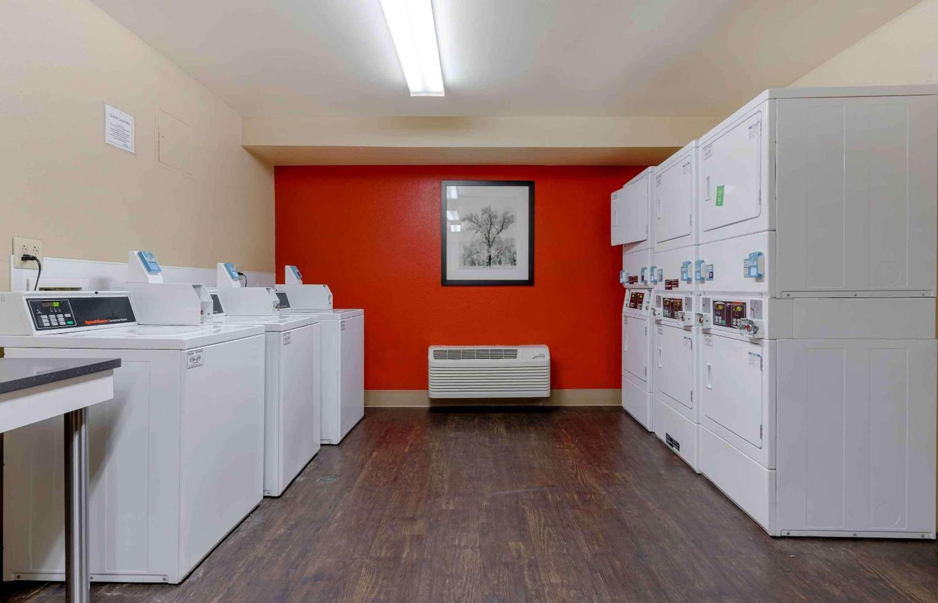 Extended Stay America Suites - Tampa - Airport - N Westshore Blvd photo 39