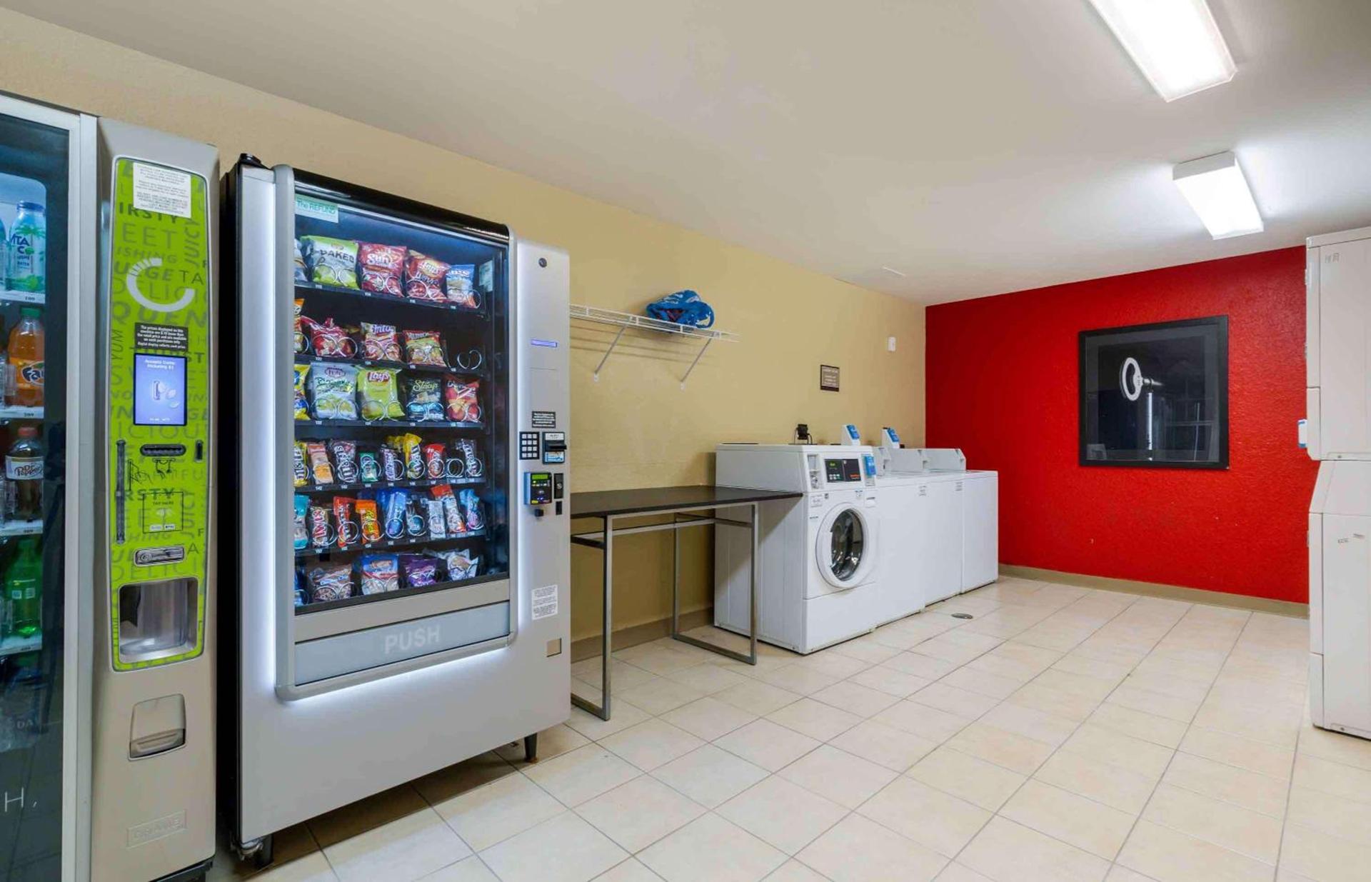 Extended Stay America Suites - Fort Lauderdale - Cypress Creek - Andrews Ave photo 27