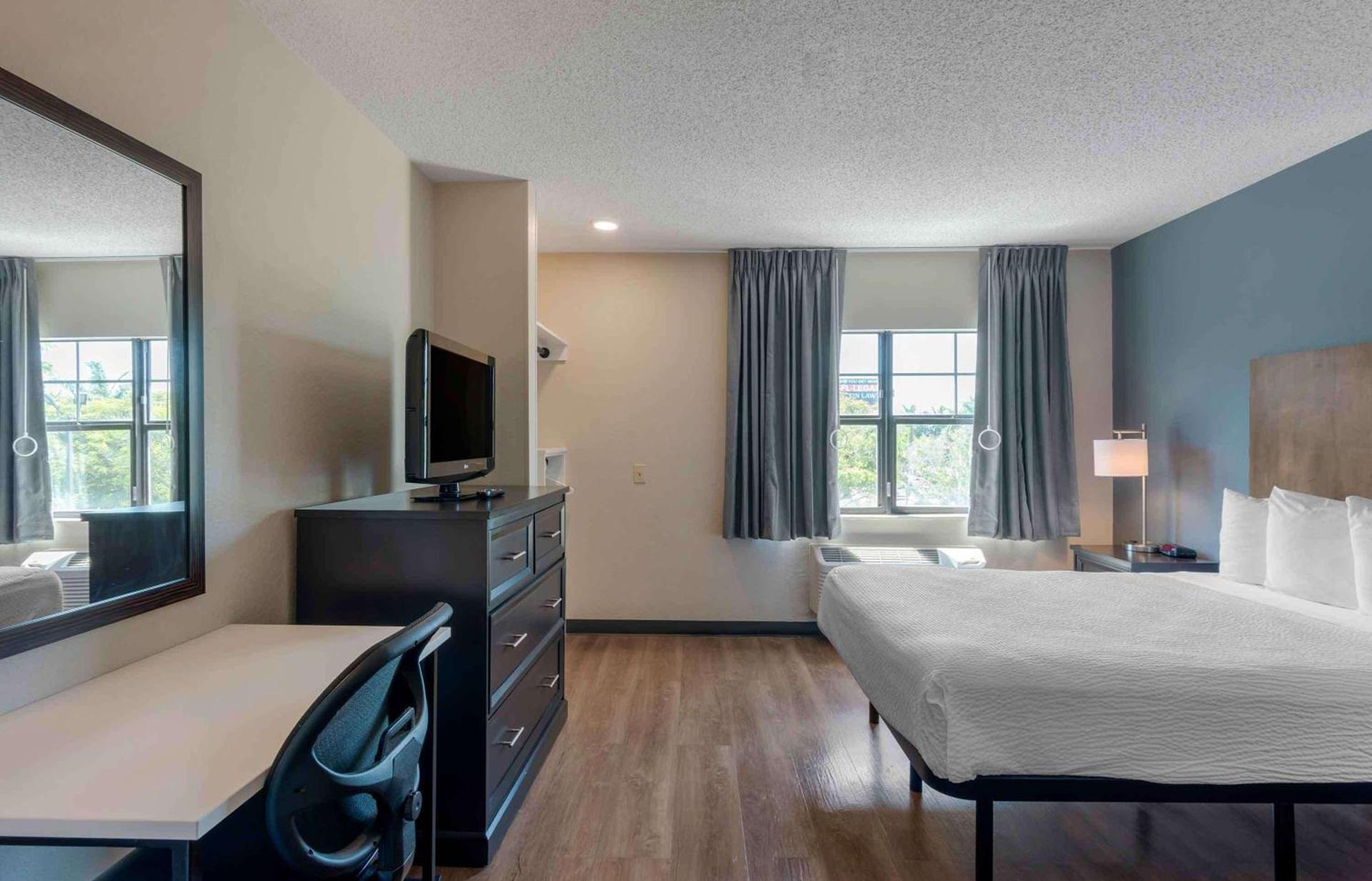 Extended Stay America Suites - Fort Lauderdale - Plantation photo 55