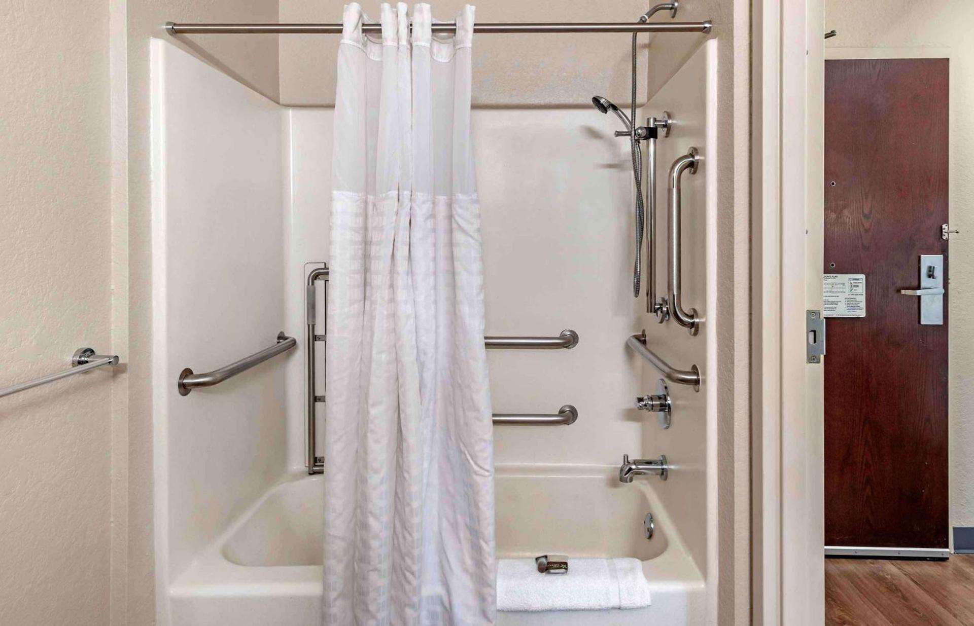 Extended Stay America Suites - Fort Lauderdale - Plantation photo 43