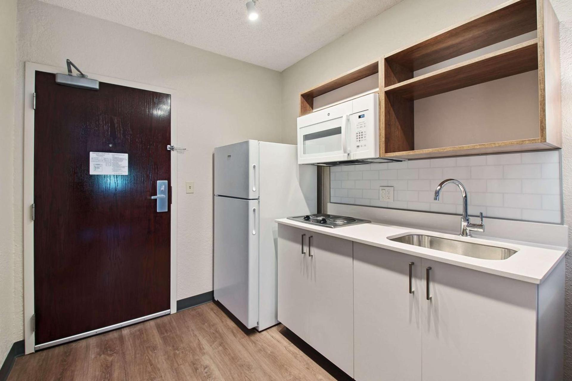 Extended Stay America Suites - Miami - Airport - Doral photo 12