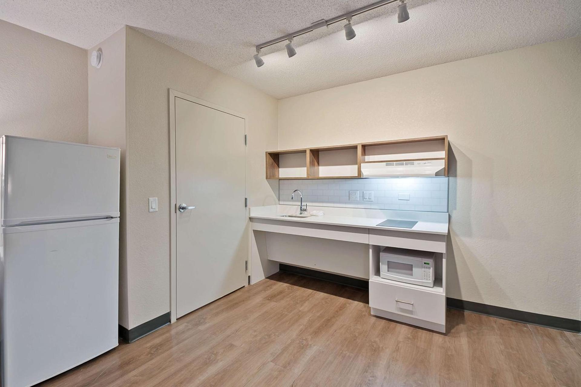 Extended Stay America Suites - Miami - Airport - Blue Lagoon photo 16