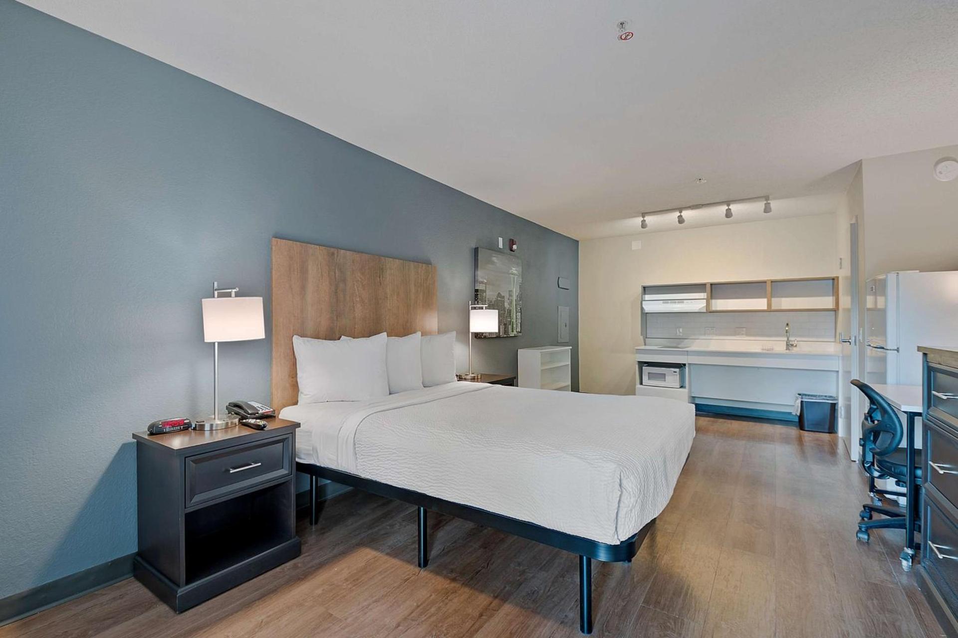 Extended Stay America Suites - Miami - Airport - Blue Lagoon photo 18