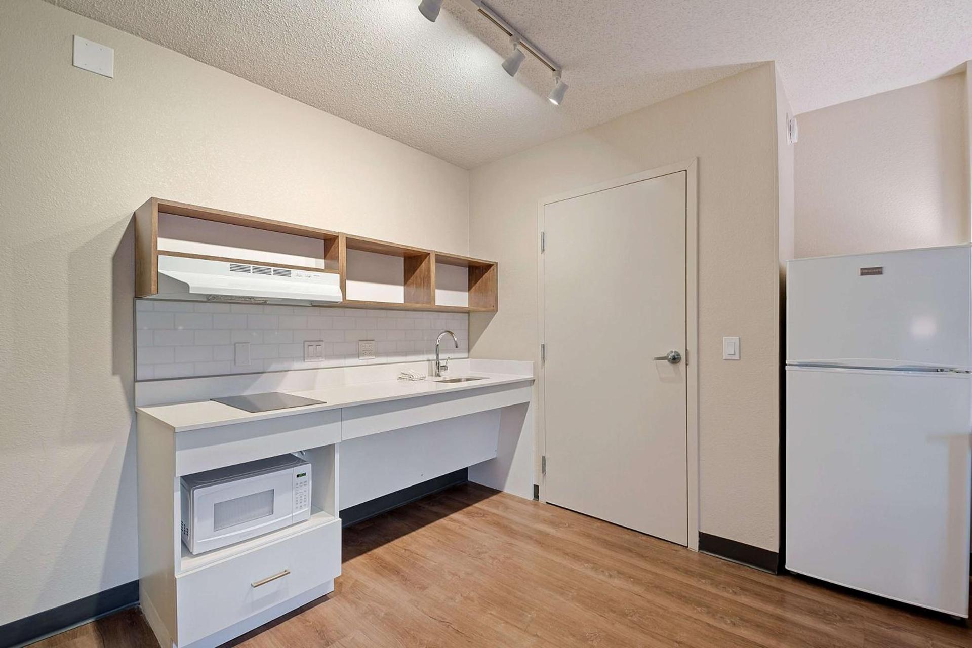 Extended Stay America Suites - Miami - Airport - Blue Lagoon photo 22