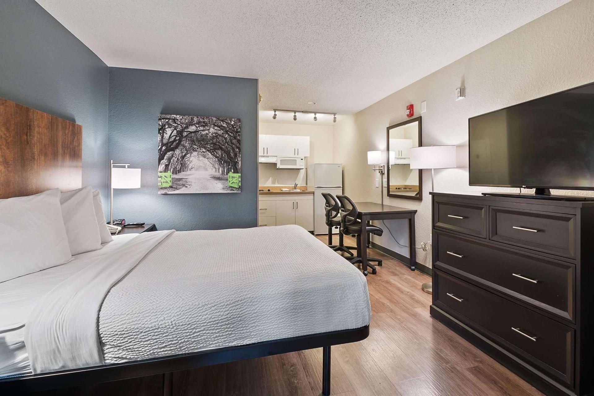 Extended Stay America Suites - Miami - Airport - Blue Lagoon photo 26
