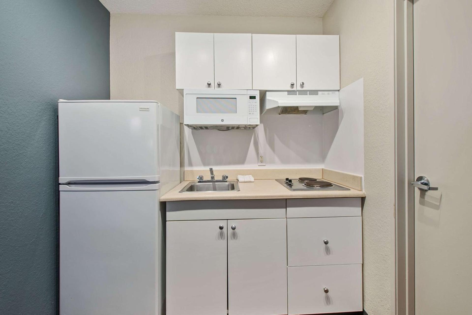 Extended Stay America Suites - Miami - Airport - Blue Lagoon photo 42
