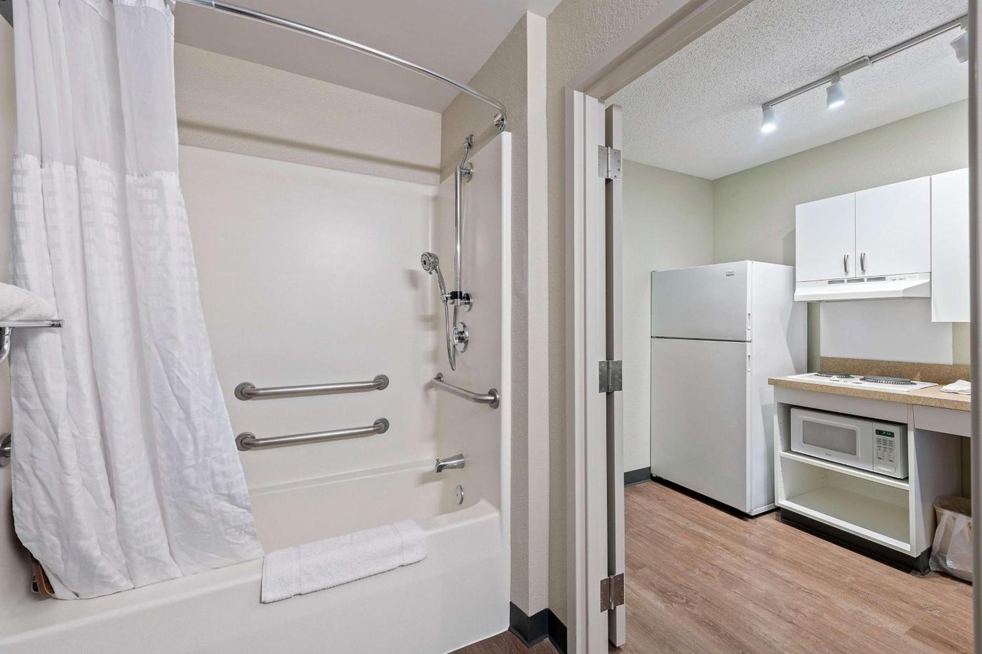 Extended Stay America Suites - Miami - Airport - Doral photo 26