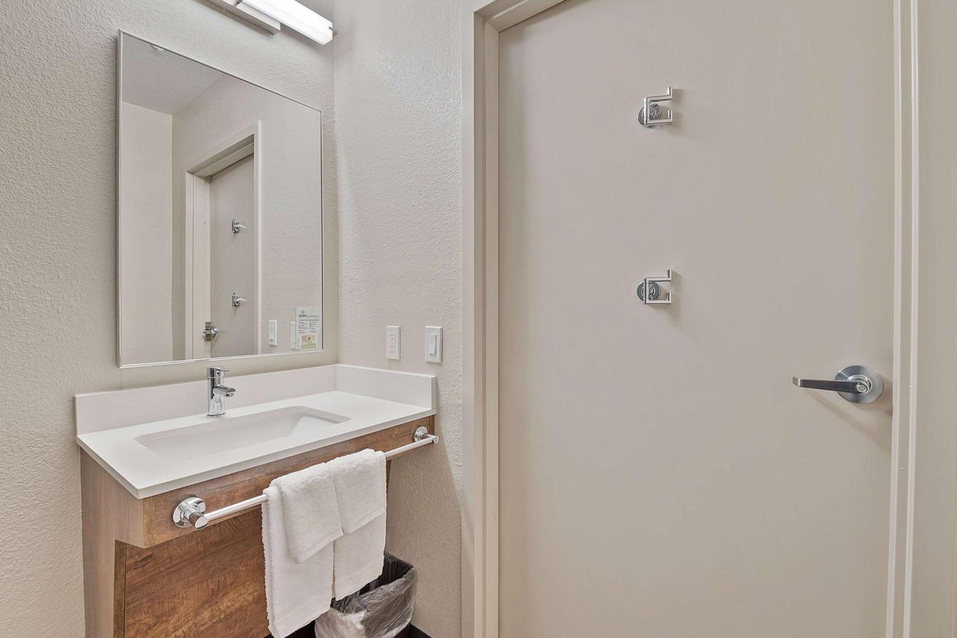 Extended Stay America Suites - Miami - Airport - Blue Lagoon photo 48