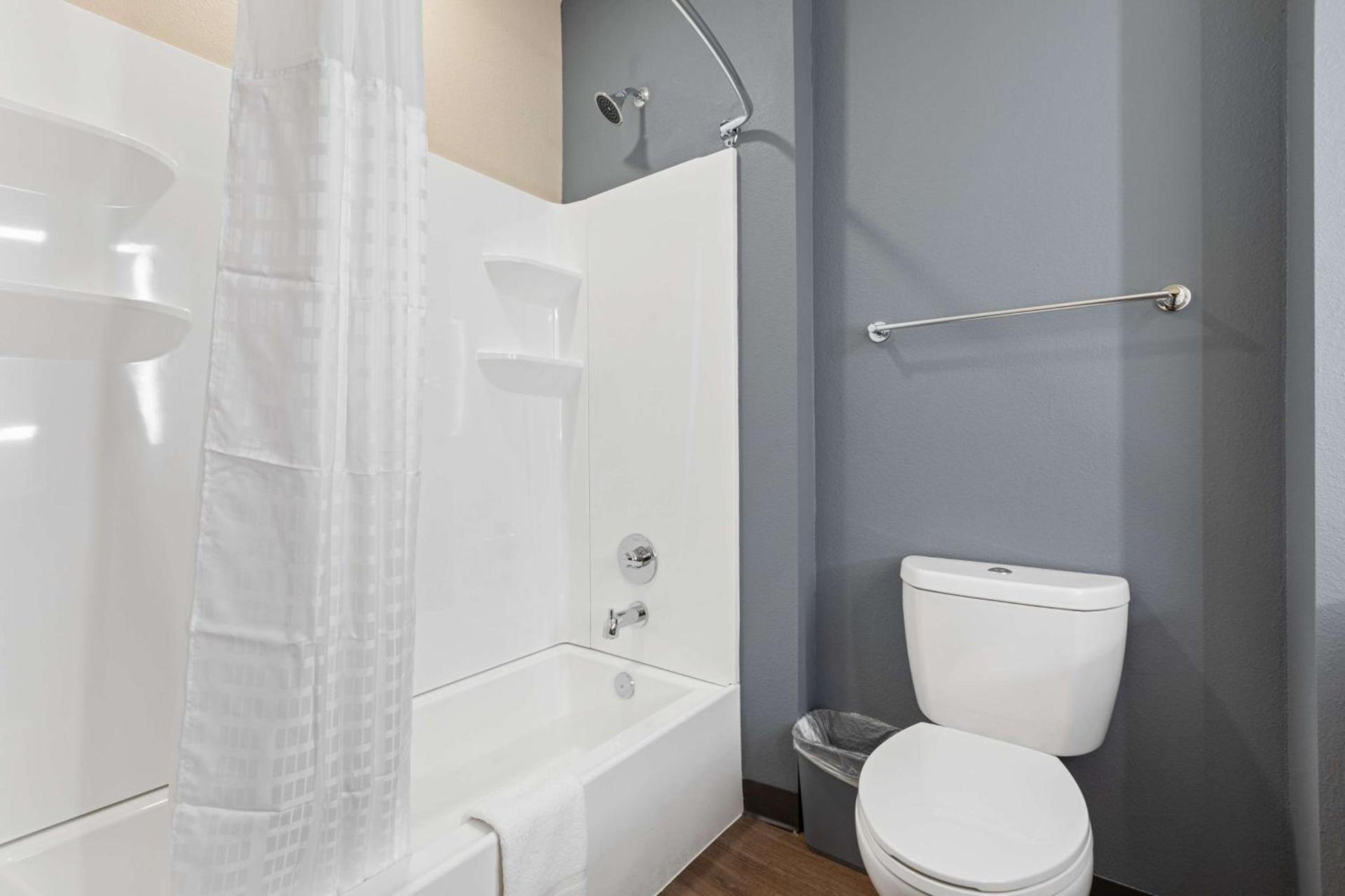 Extended Stay America Suites - Miami - Airport - Doral photo 28