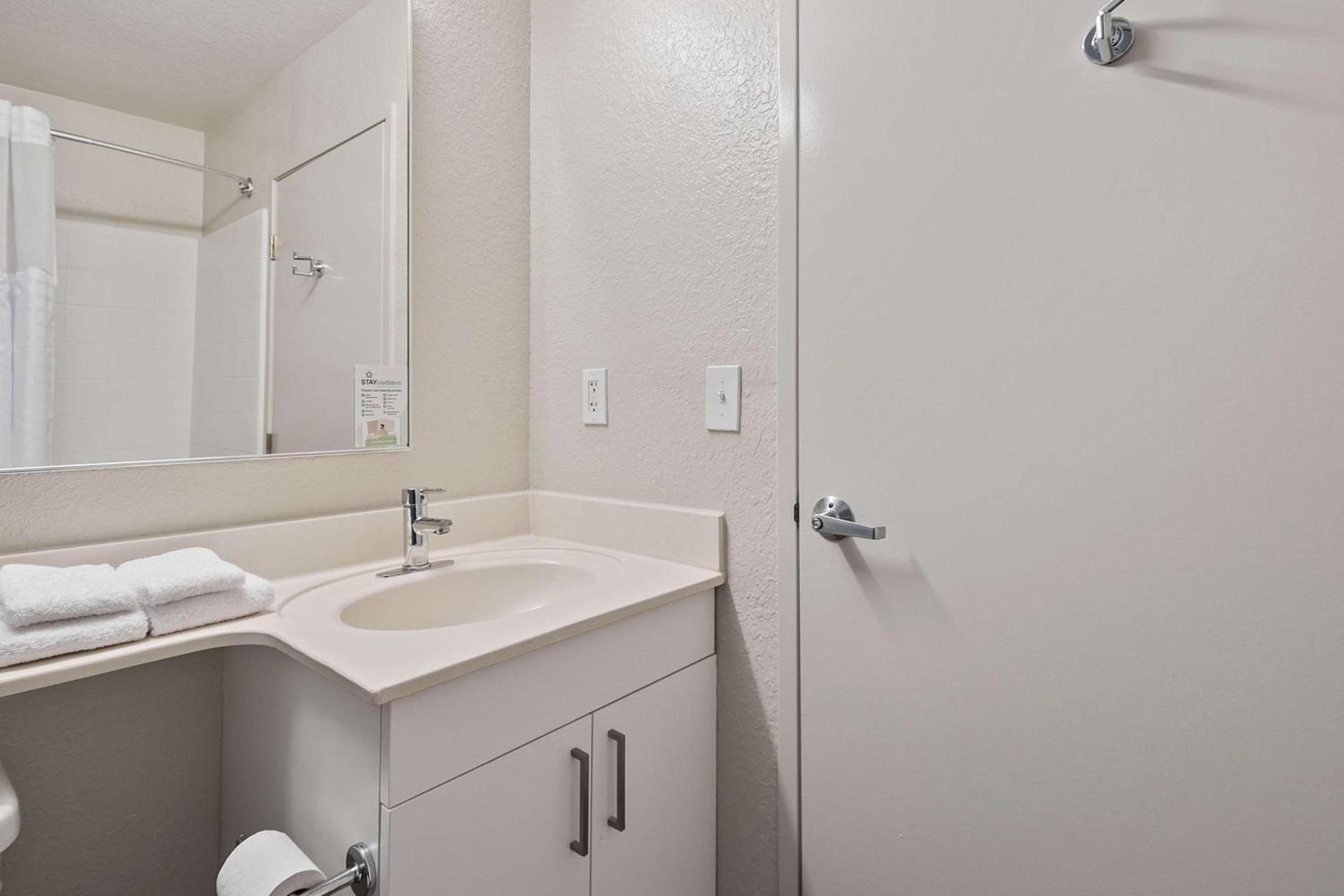 Extended Stay America Suites - Miami - Airport - Blue Lagoon photo 52