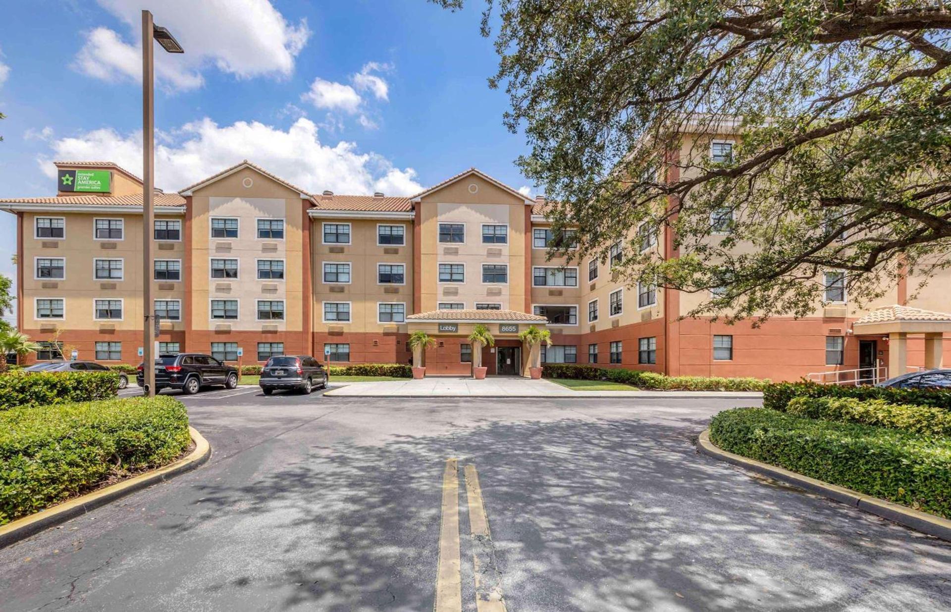 Extended Stay America Premier Suites - Miami - Airport - Doral - 87th Avenue South photo 2