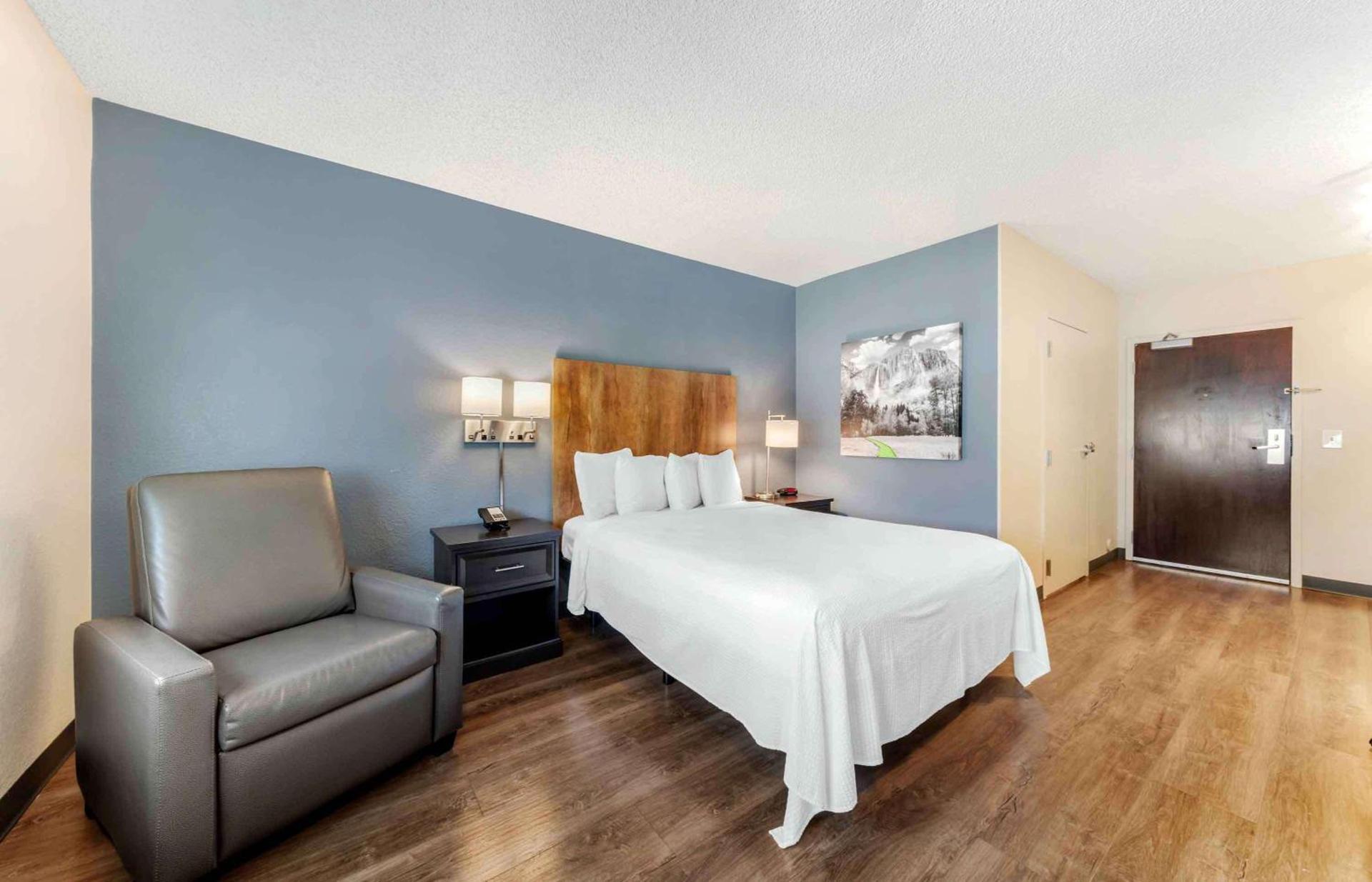 Extended Stay America Premier Suites - Miami - Airport - Doral - 87th Avenue South photo 7