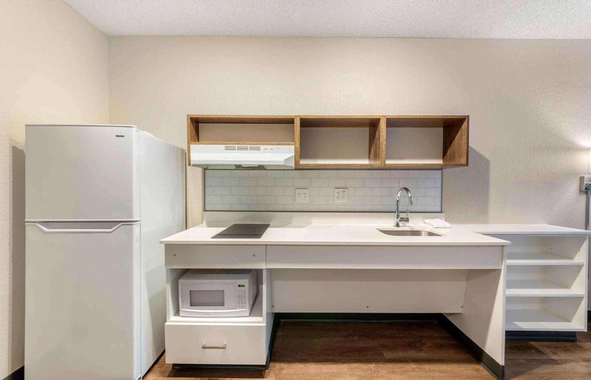 Extended Stay America Premier Suites - Miami - Airport - Doral - 87th Avenue South photo 16