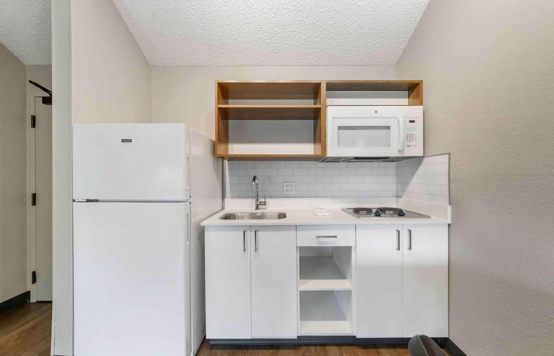 Extended Stay America Premier Suites - Miami - Airport - Miami Springs photo 13