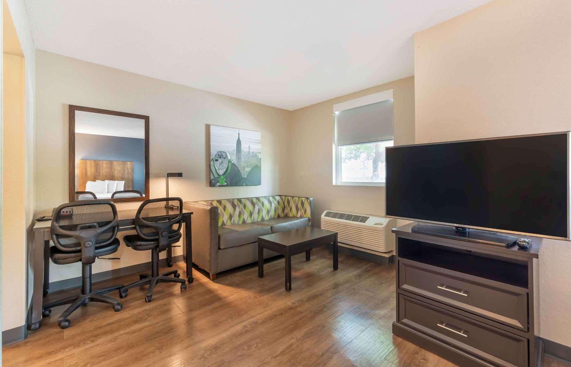 Extended Stay America Premier Suites - Miami - Airport - Doral - 25th Street photo 9