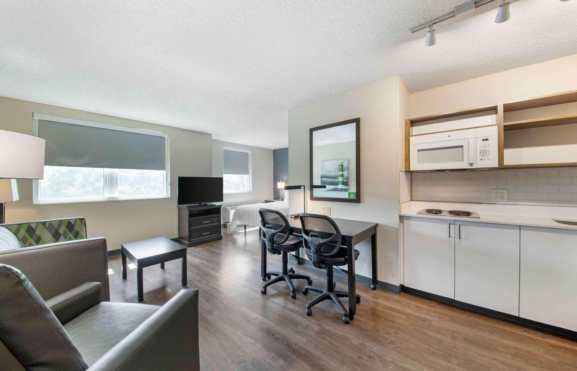 Extended Stay America Premier Suites - Miami - Airport - Doral - 25th Street photo 18