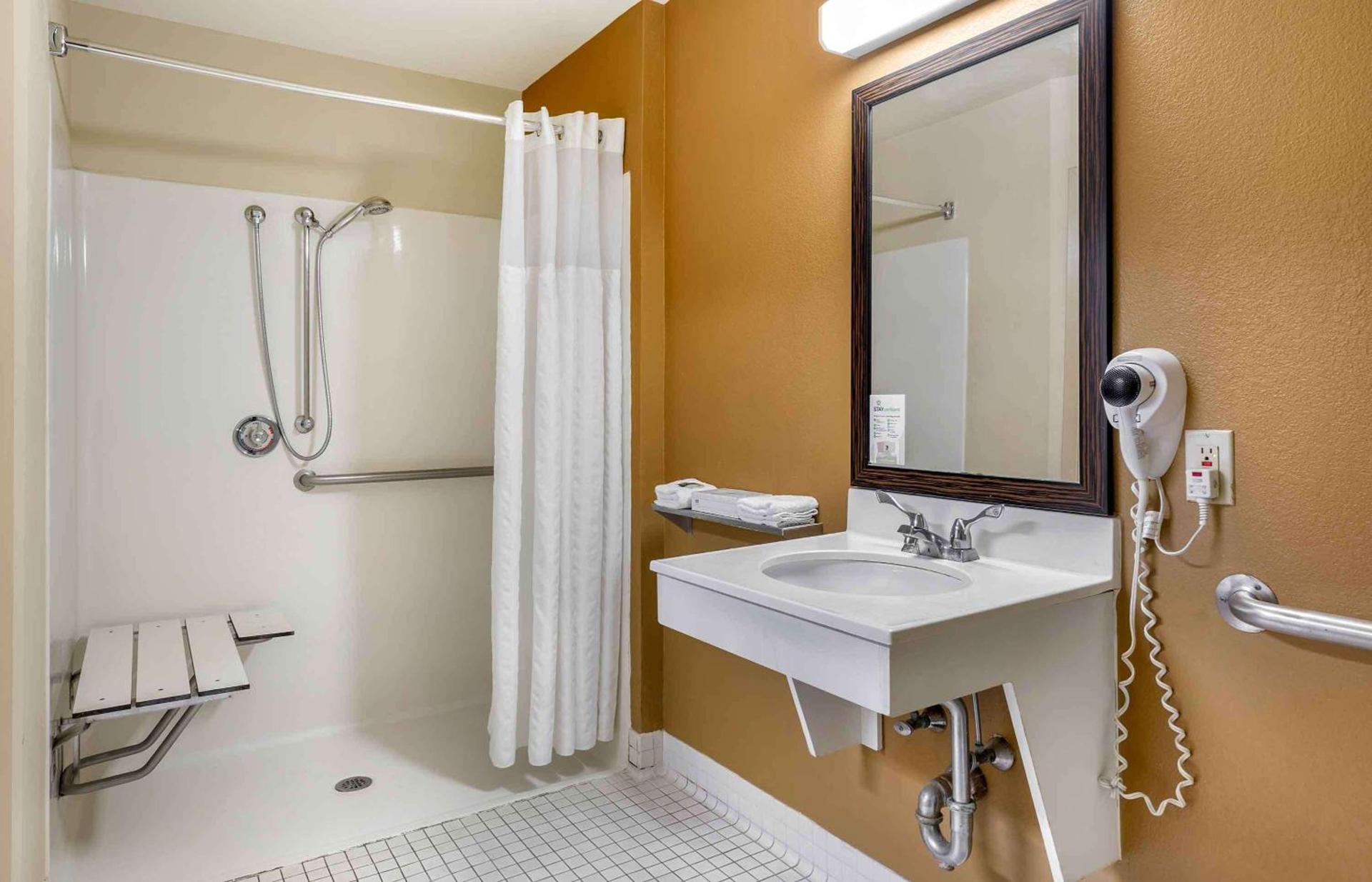 Extended Stay America Suites - Boston - Braintree photo 35