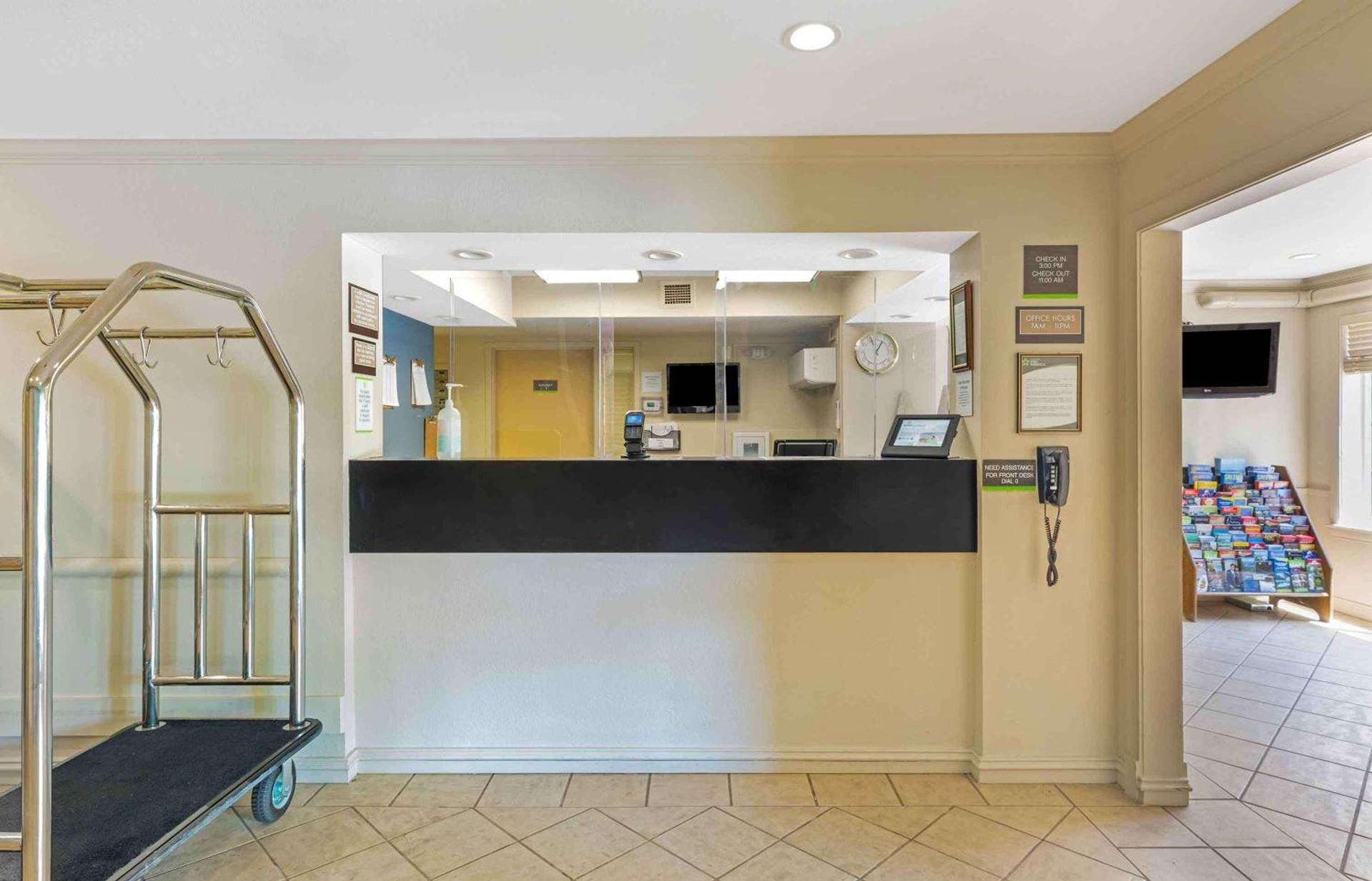 Extended Stay America Suites - Boston - Burlington photo 13