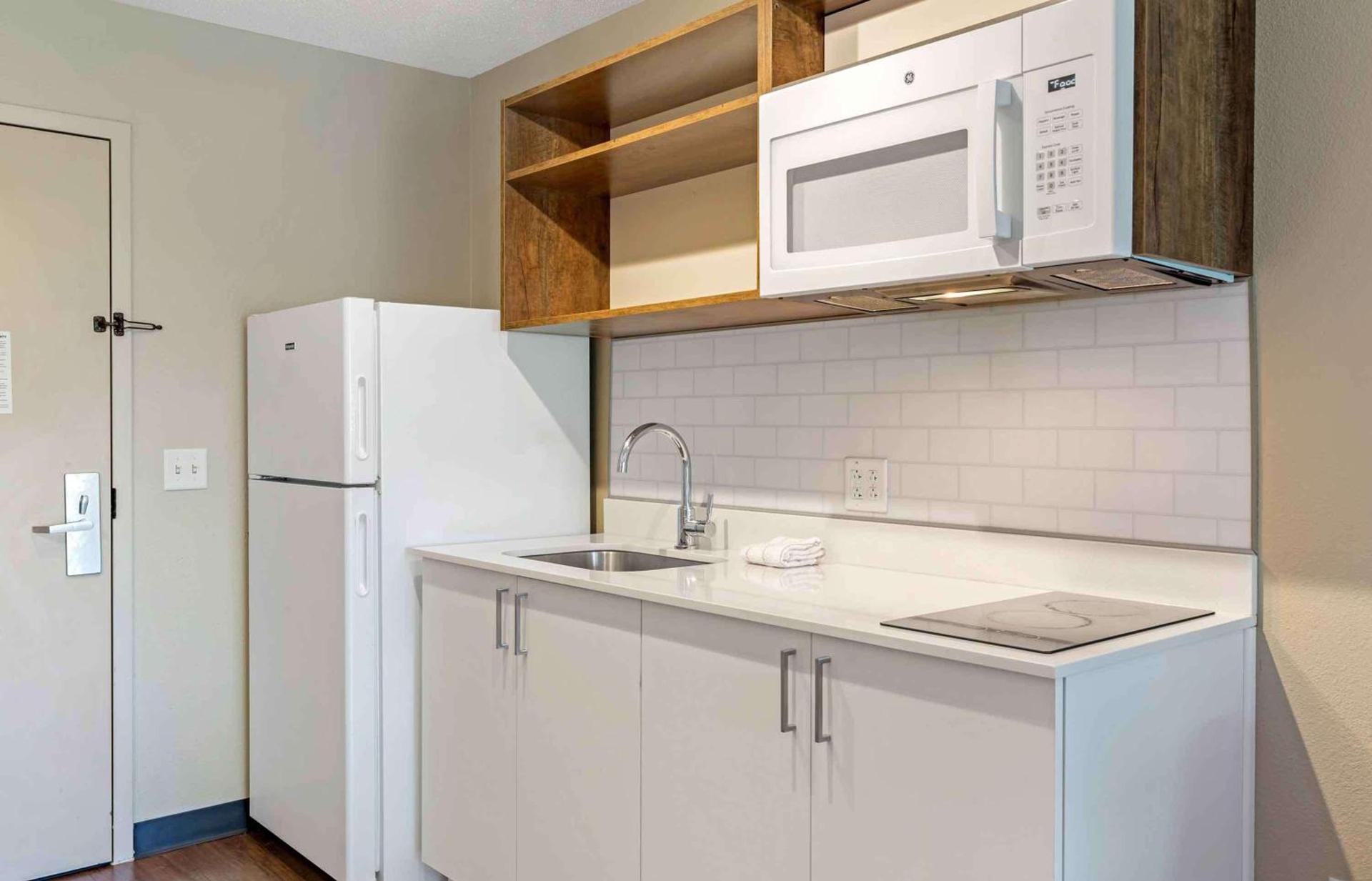 Extended Stay America Suites - Boston - Burlington photo 21