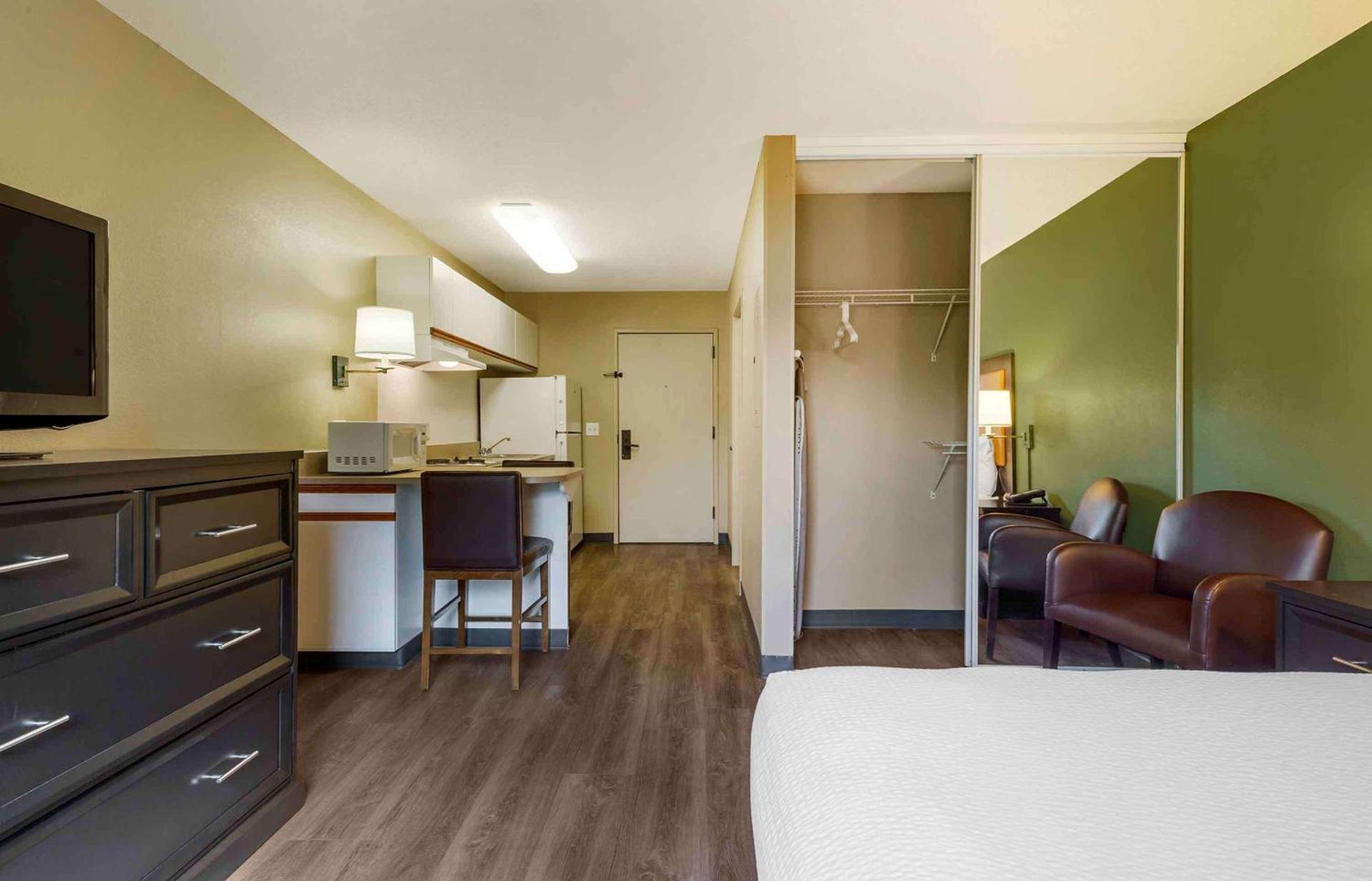 Extended Stay America Suites - Boston - Marlborough photo 12