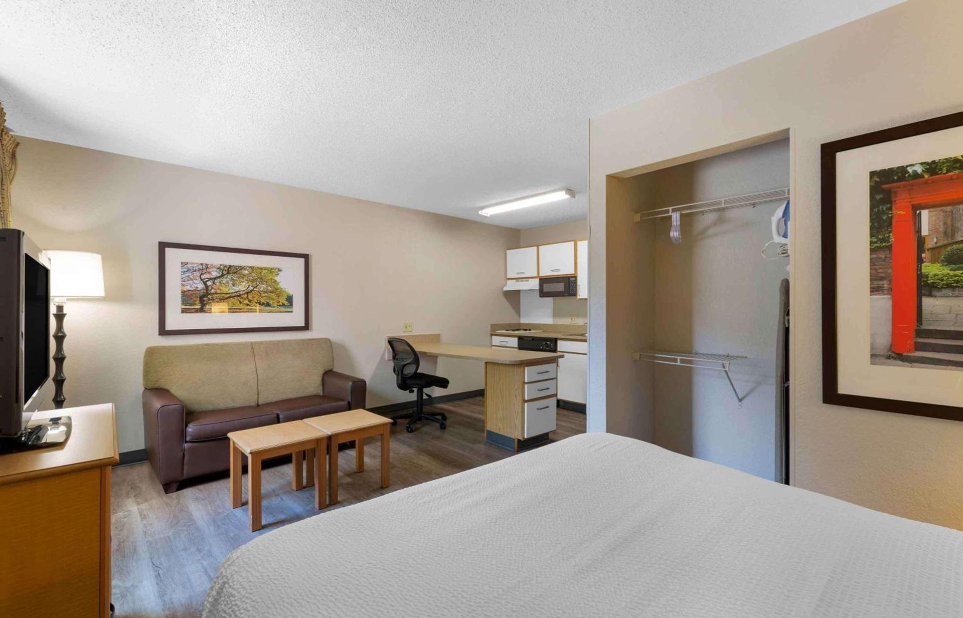 Extended Stay America Suites - Boston - Peabody photo 59