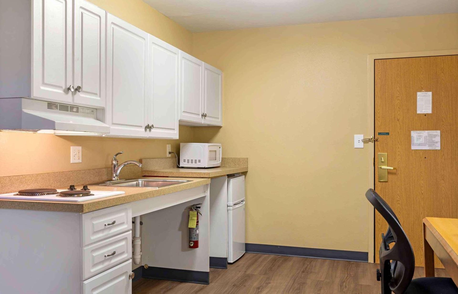 Extended Stay America Suites - Boston - Waltham - 32 4th Ave photo 19