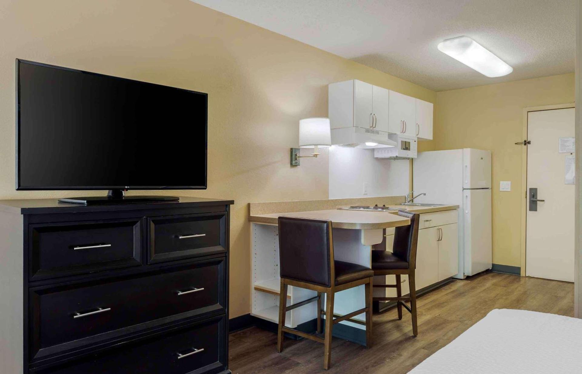 Extended Stay America Suites - Boston - Waltham - 52 4th Ave photo 25