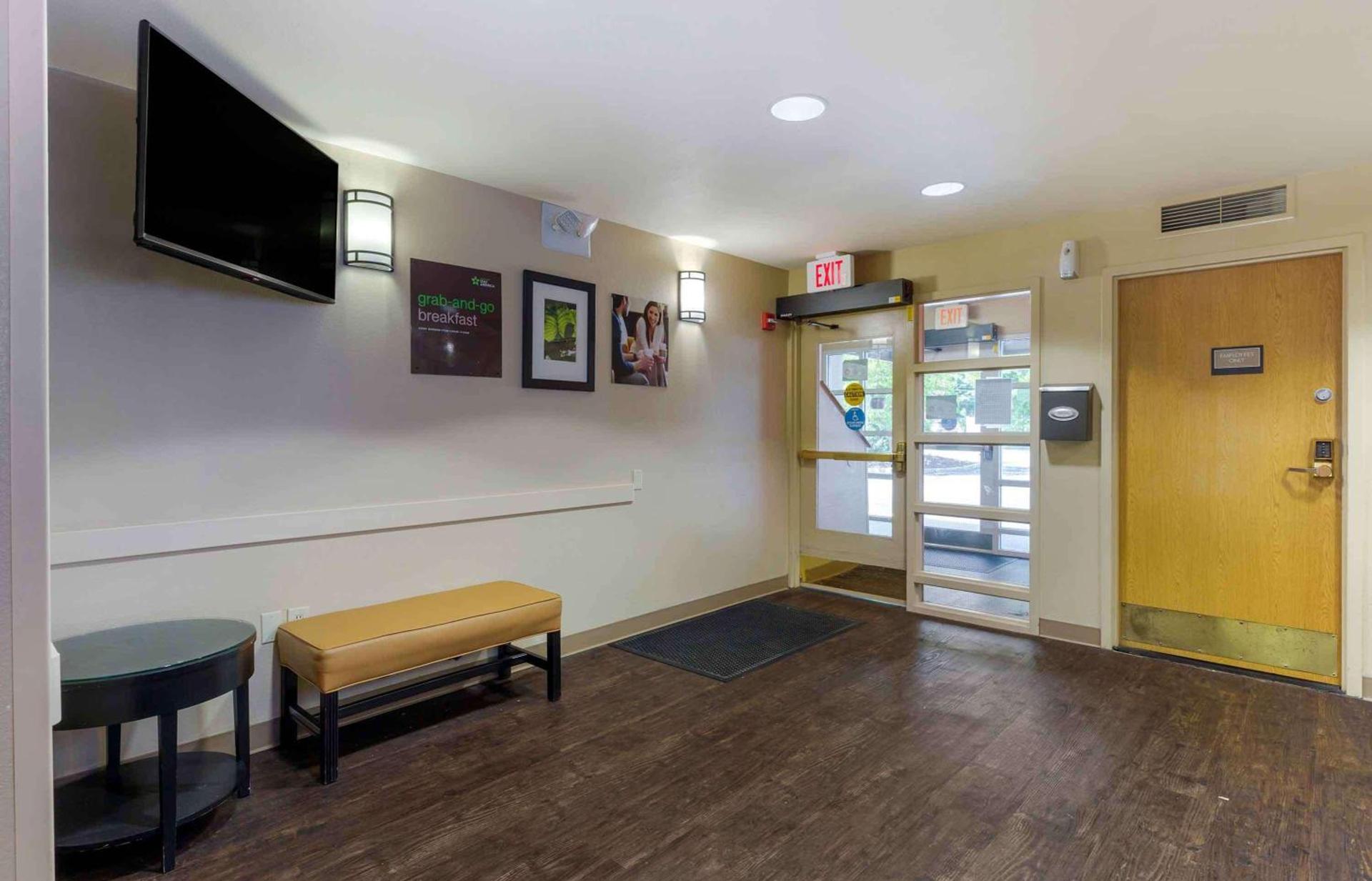 Extended Stay America Suites - Boston - Woburn photo 8