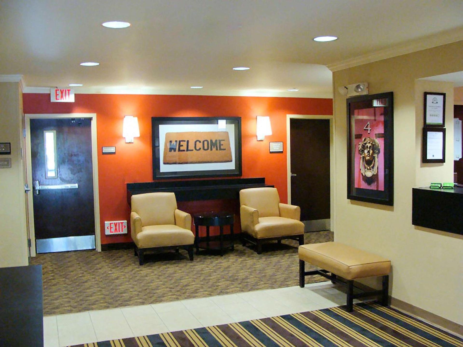 Extended Stay America Suites - Elizabeth - Newark Airport photo 2