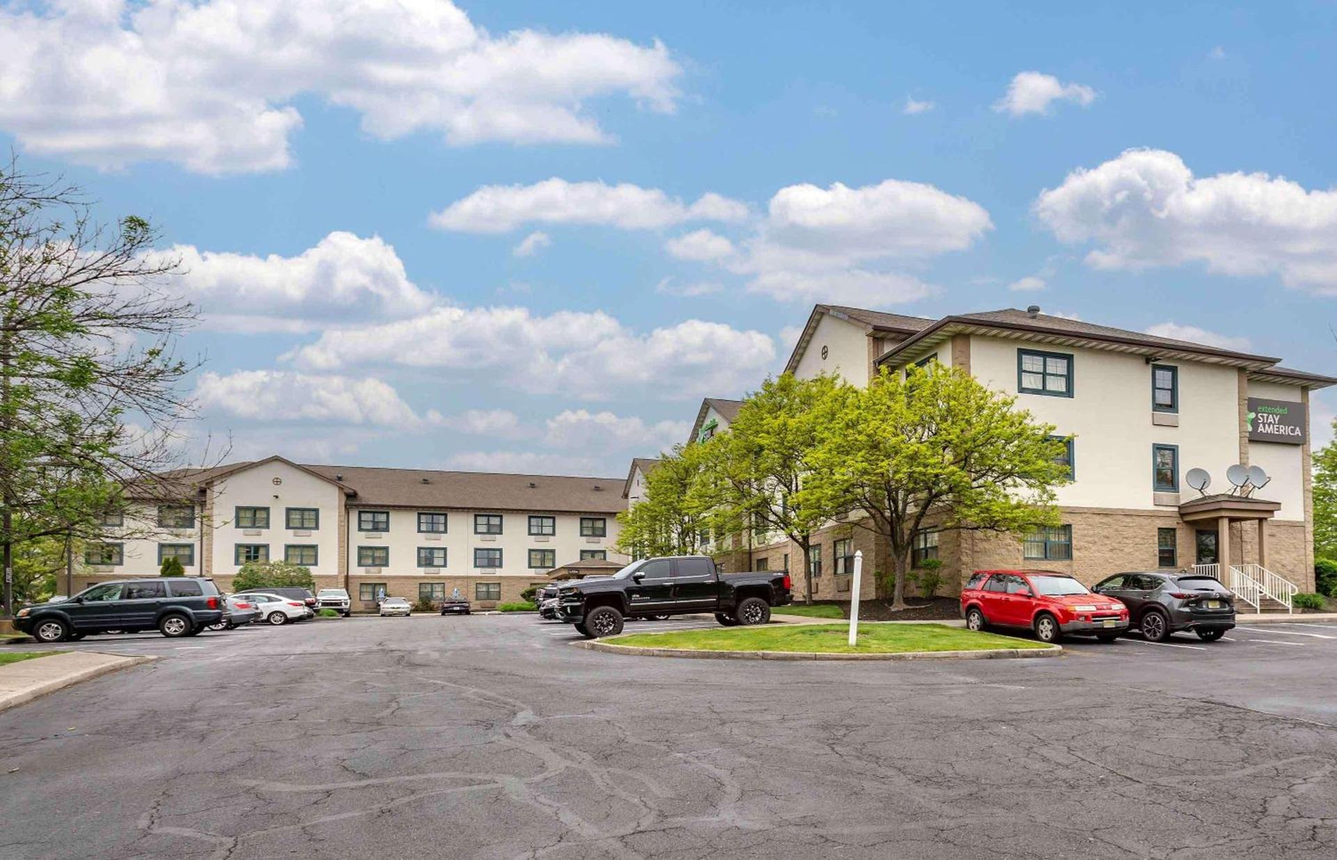 Extended Stay America Suites - Edison - Raritan Center photo 3