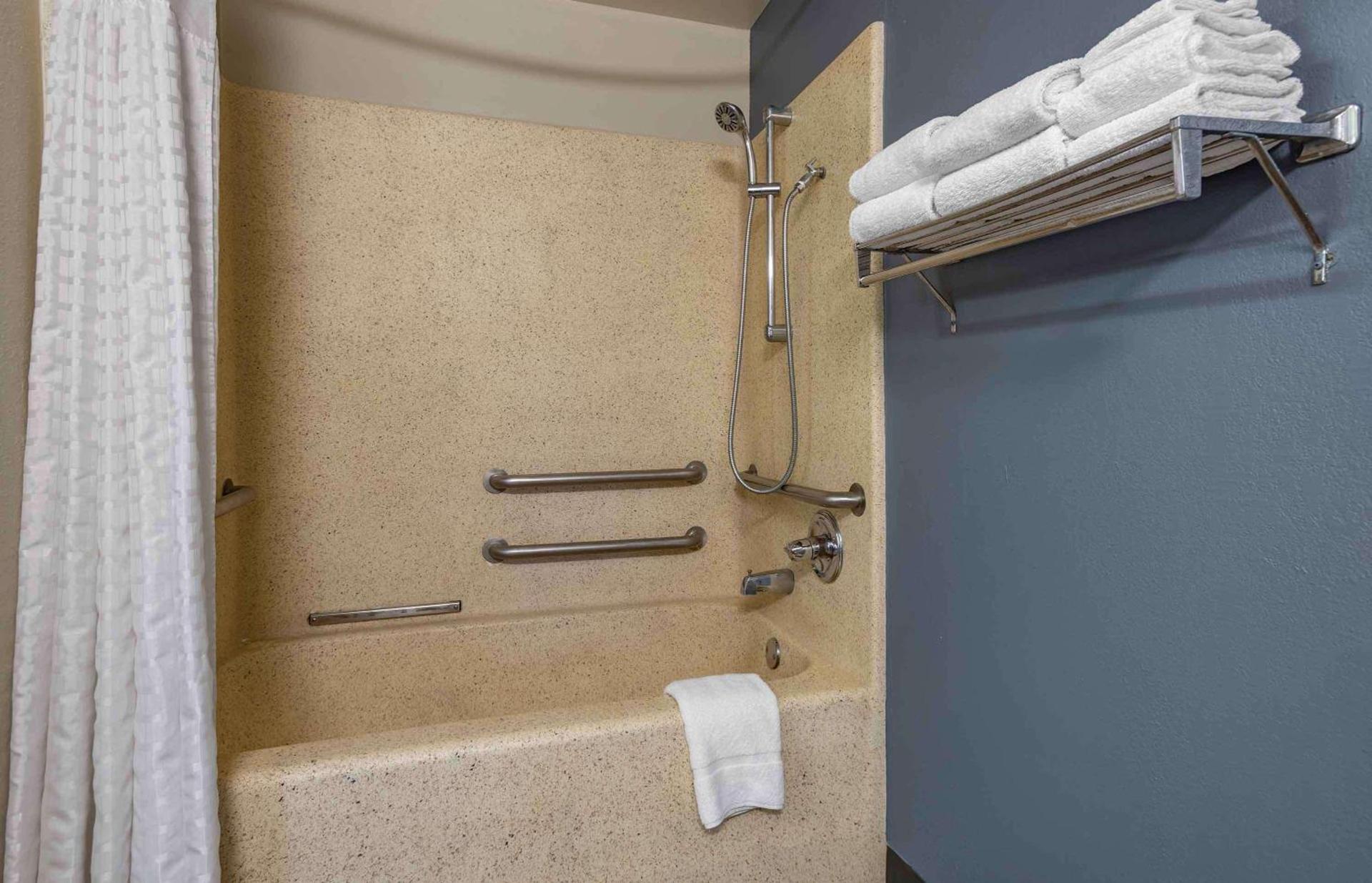 Extended Stay America Suites - Edison - Raritan Center photo 28