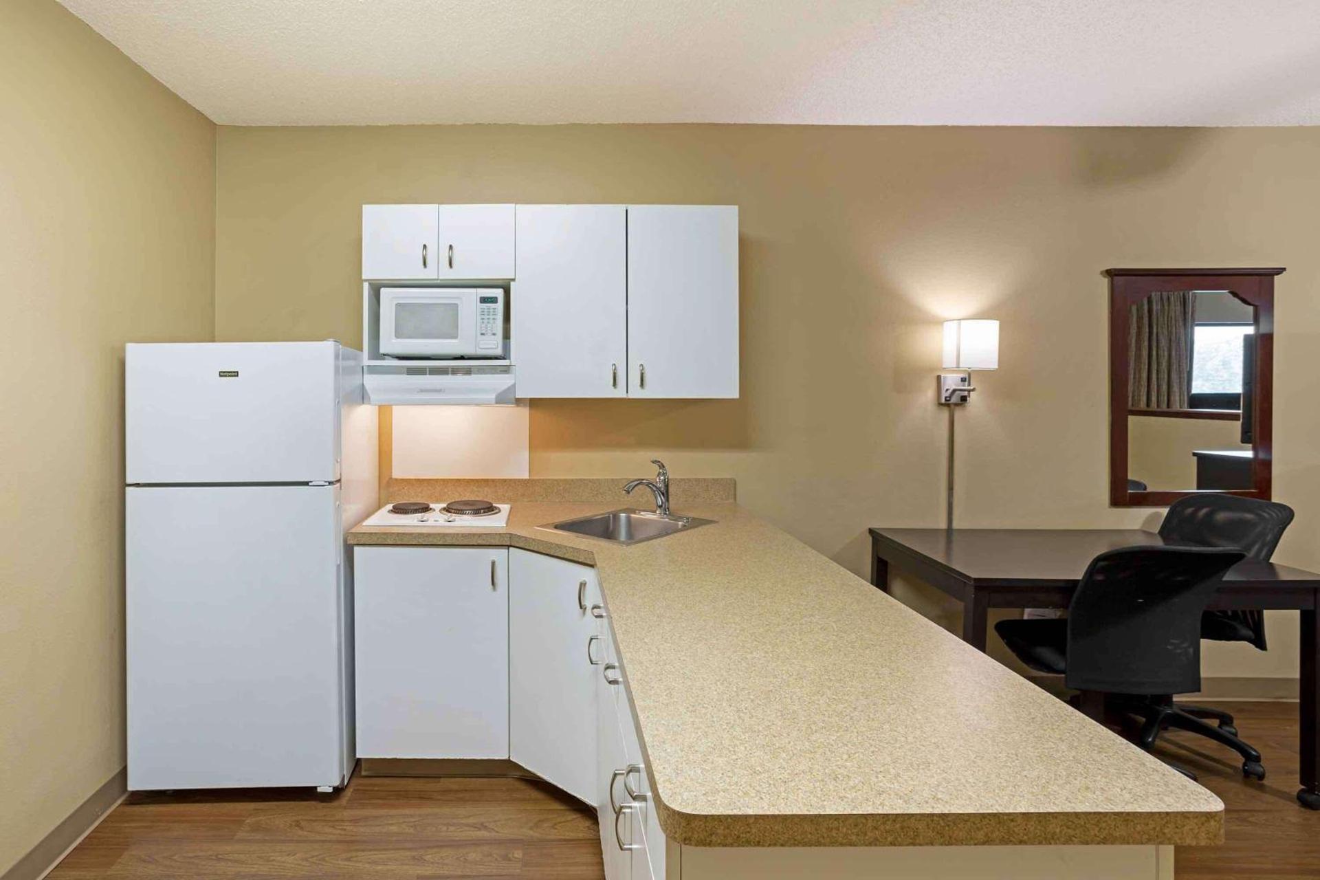 Extended Stay America Suites - Meadowlands - Rutherford photo 20