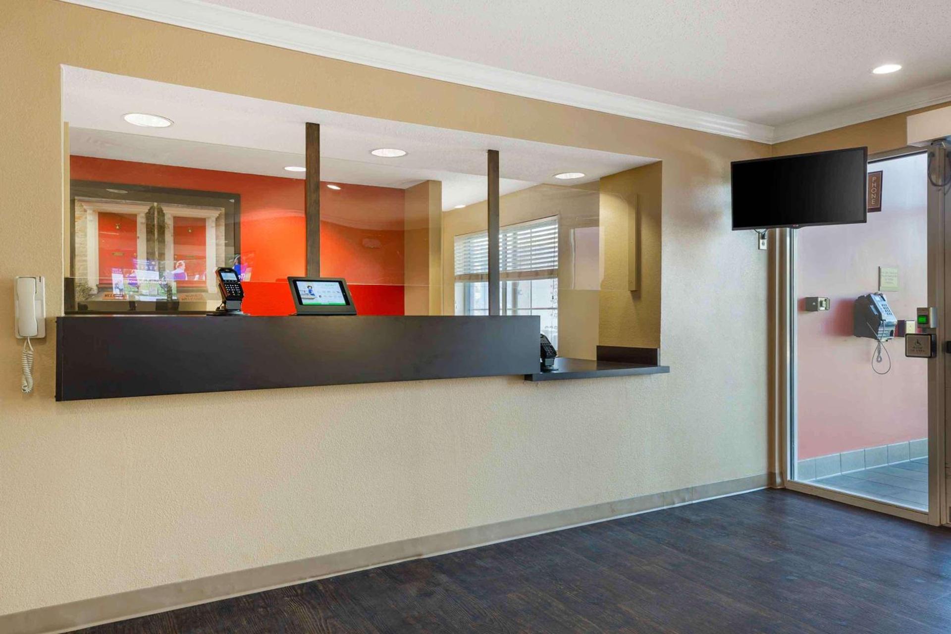 Extended Stay America Suites - Hartford - Farmington photo 5