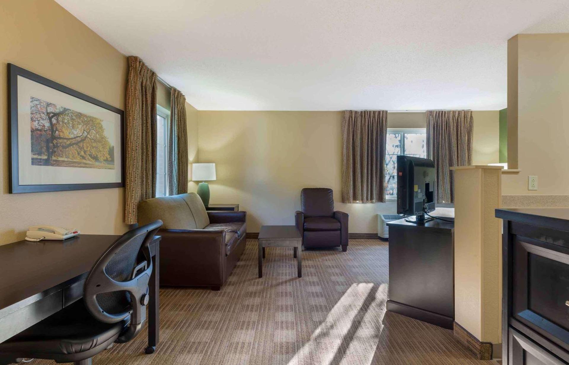 Extended Stay America Suites - Hartford - Farmington photo 20