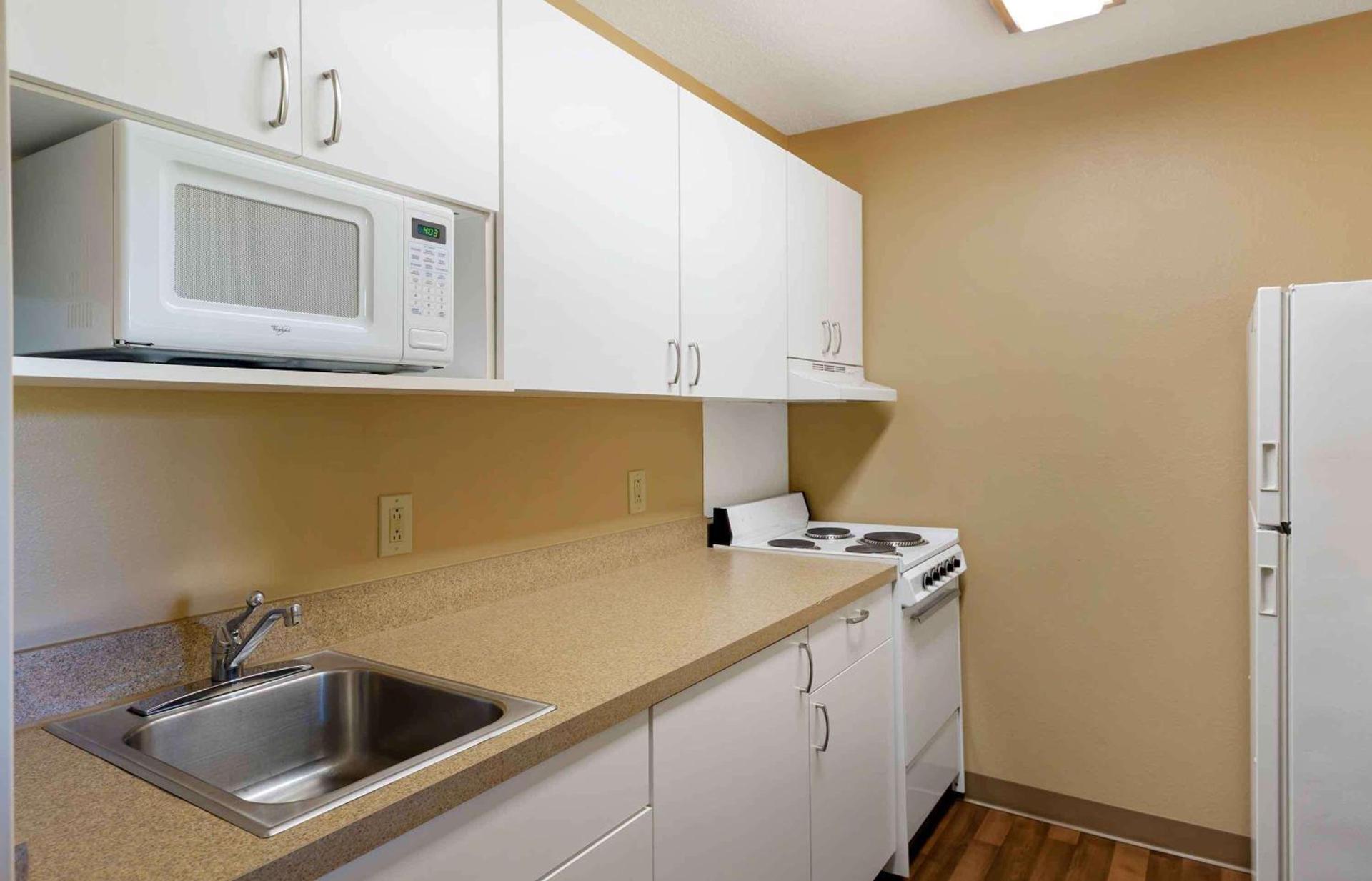 Extended Stay America Suites - Hartford - Farmington photo 28