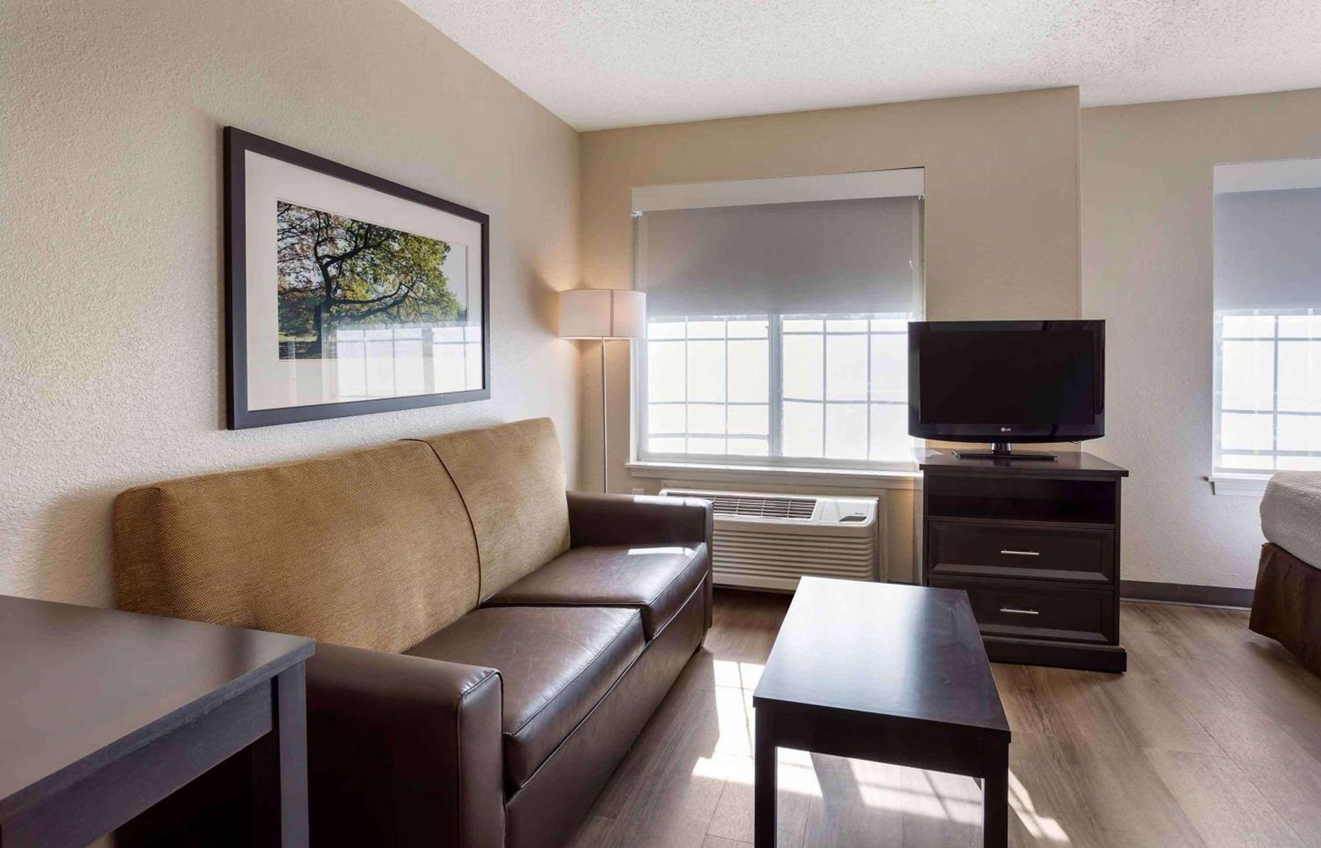 Extended Stay America Suites - Norwalk - Stamford photo 32