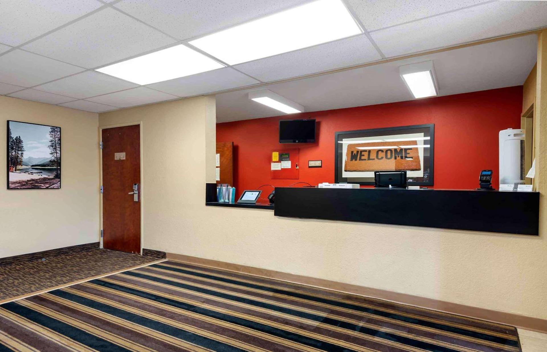 Studio 6 Extended Stay Rochester Greece NY photo 5