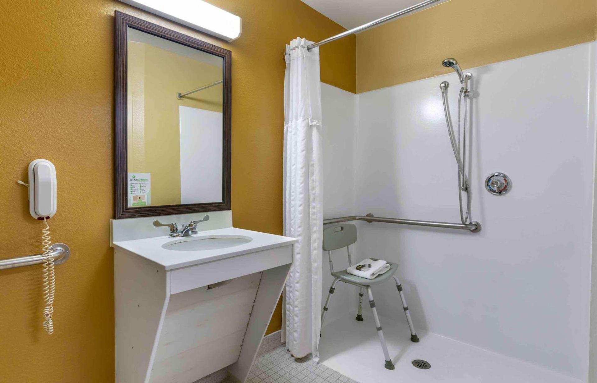 Extended Stay America Suites - Providence - Warwick photo 29