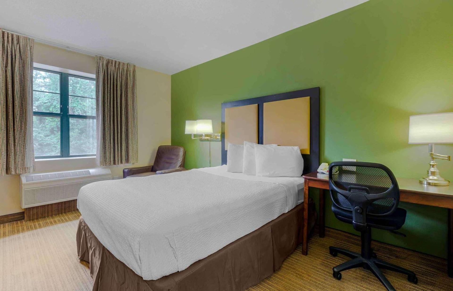 Extended Stay America - Providence - West Warwick photo 9