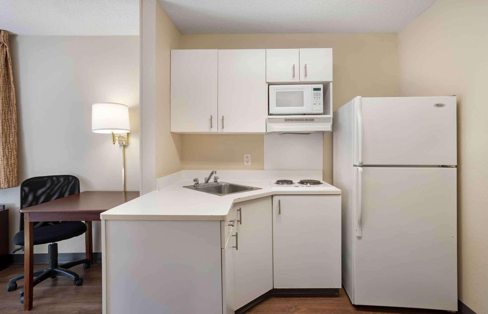 Extended Stay America Suites - Frederick - Westview Dr photo 19