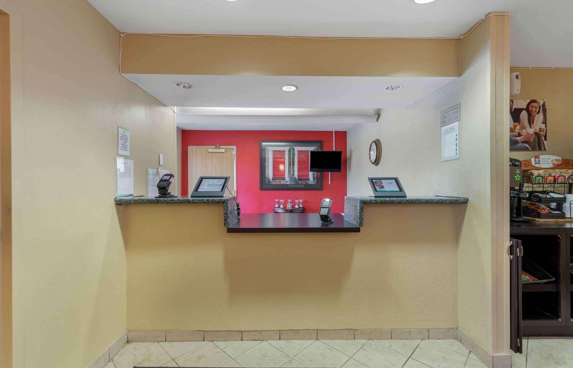 MainStay Suites Washington Dulles Airport photo 5