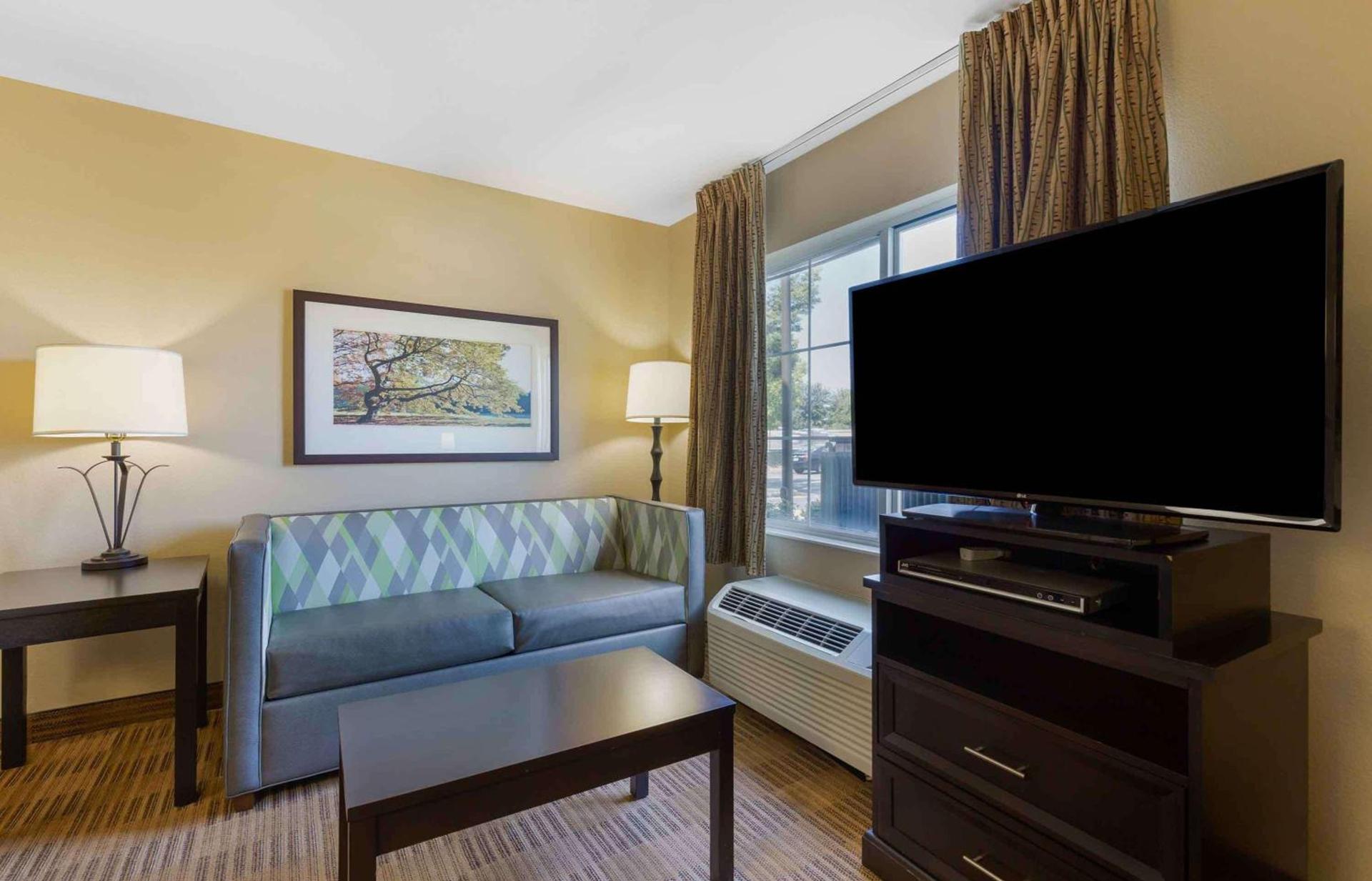 MainStay Suites Washington Dulles Airport photo 12
