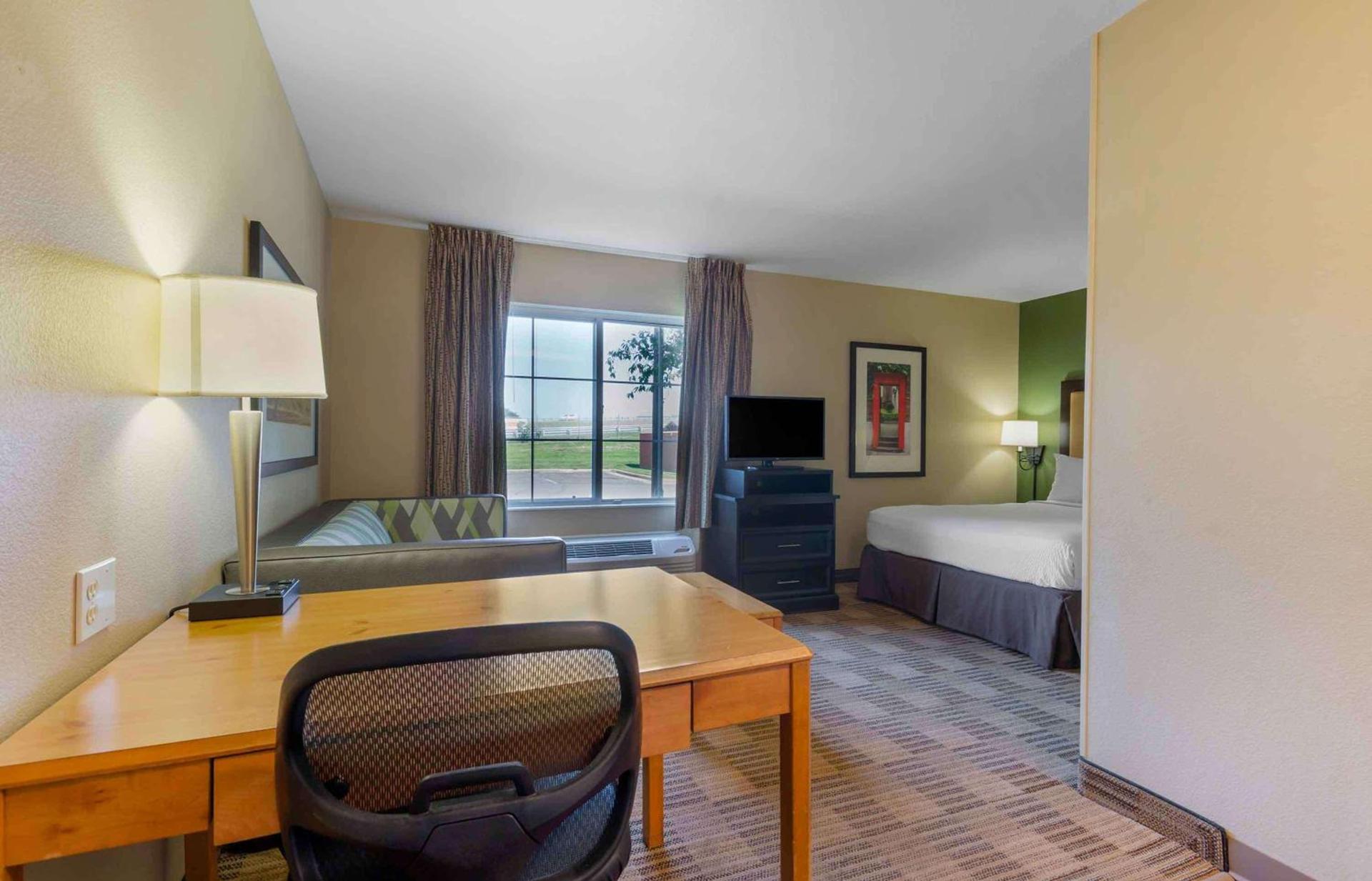 MainStay Suites Washington Dulles Airport photo 16