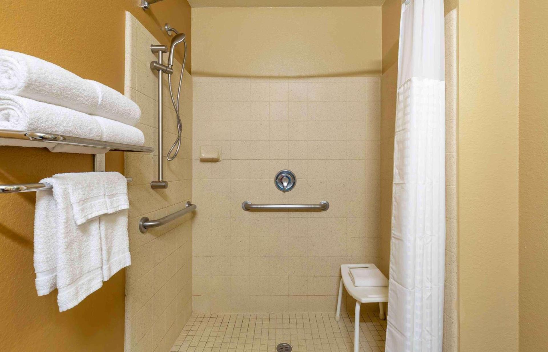 Extended Stay America Suites - Washington, DC - Falls Church - Merrifield photo 40