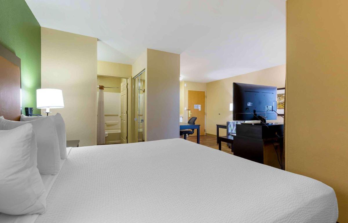 Extended Stay America Suites - Washington, DC - Fairfax photo 24